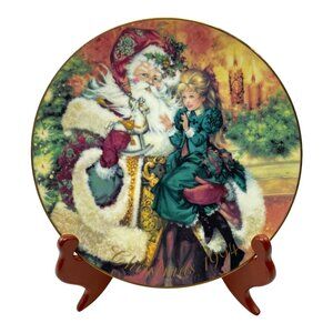 Vintage Collector Plate Avon The Wonder of Christmas 1994 Gold Trim 8”